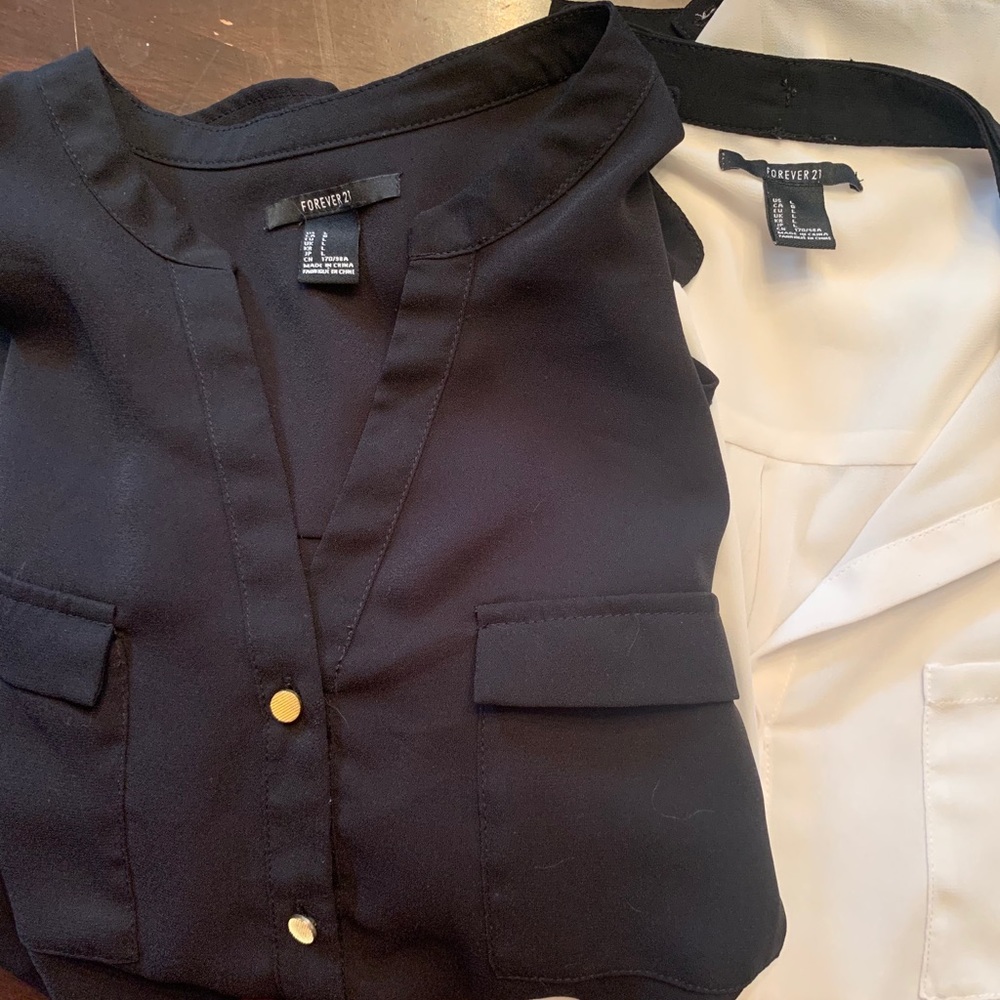 BUNDLE!! 2 Forever 21 Blouses